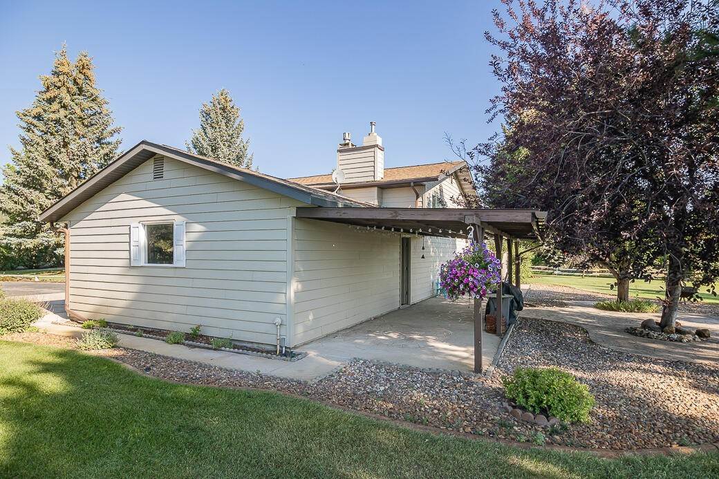 3. Single Family Homes for Sale at 6140 Buckeye Road, Helena, Montana 59602 United States