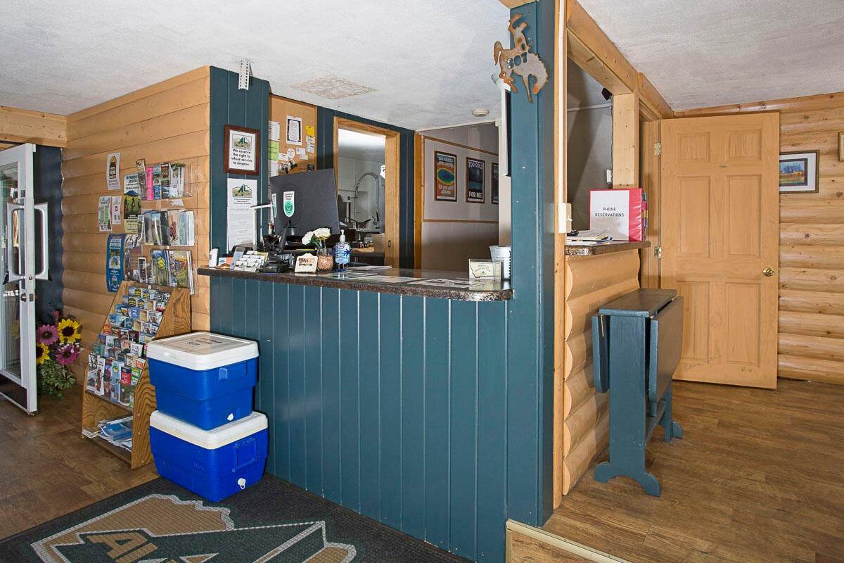 5. Commercial for Sale at 1105 Broadway Avenue, Red Lodge, Montana 59068 United States