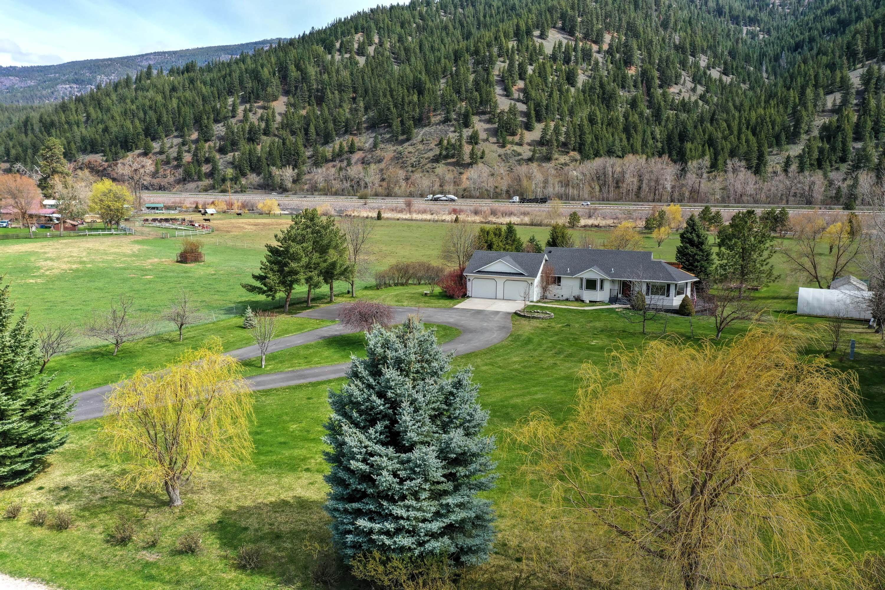 10. Single Family Homes for Sale at 5800 Memory Lane, Clinton, Montana 59825 United States