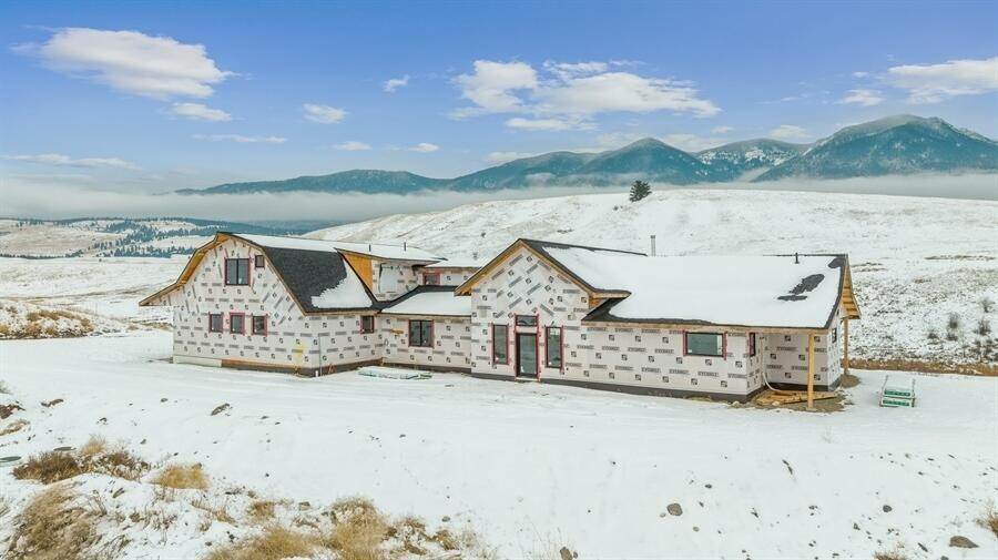 Single Family Homes for Sale at 4520 Us Hwy 93 North, Eureka, Montana 59917 United States