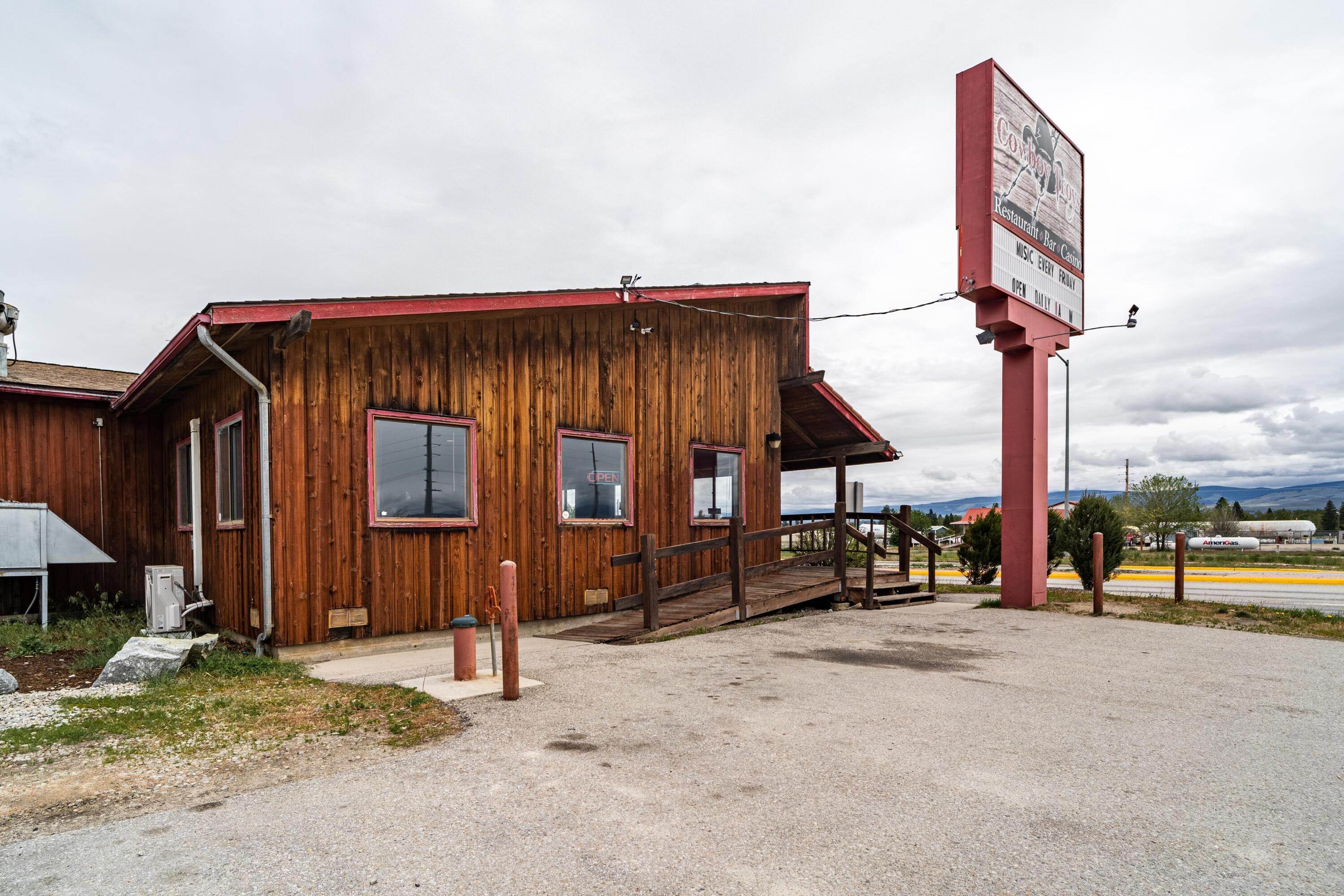 13. Commercial for Sale at 2359 Us Highway 93 North, Victor, Montana 59875 United States