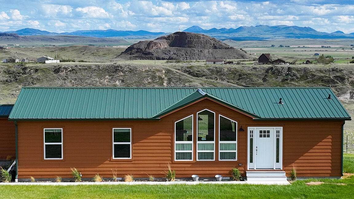 10. Single Family Homes for Sale at 5860 County Rd 838, Havre, Montana 59501 United States