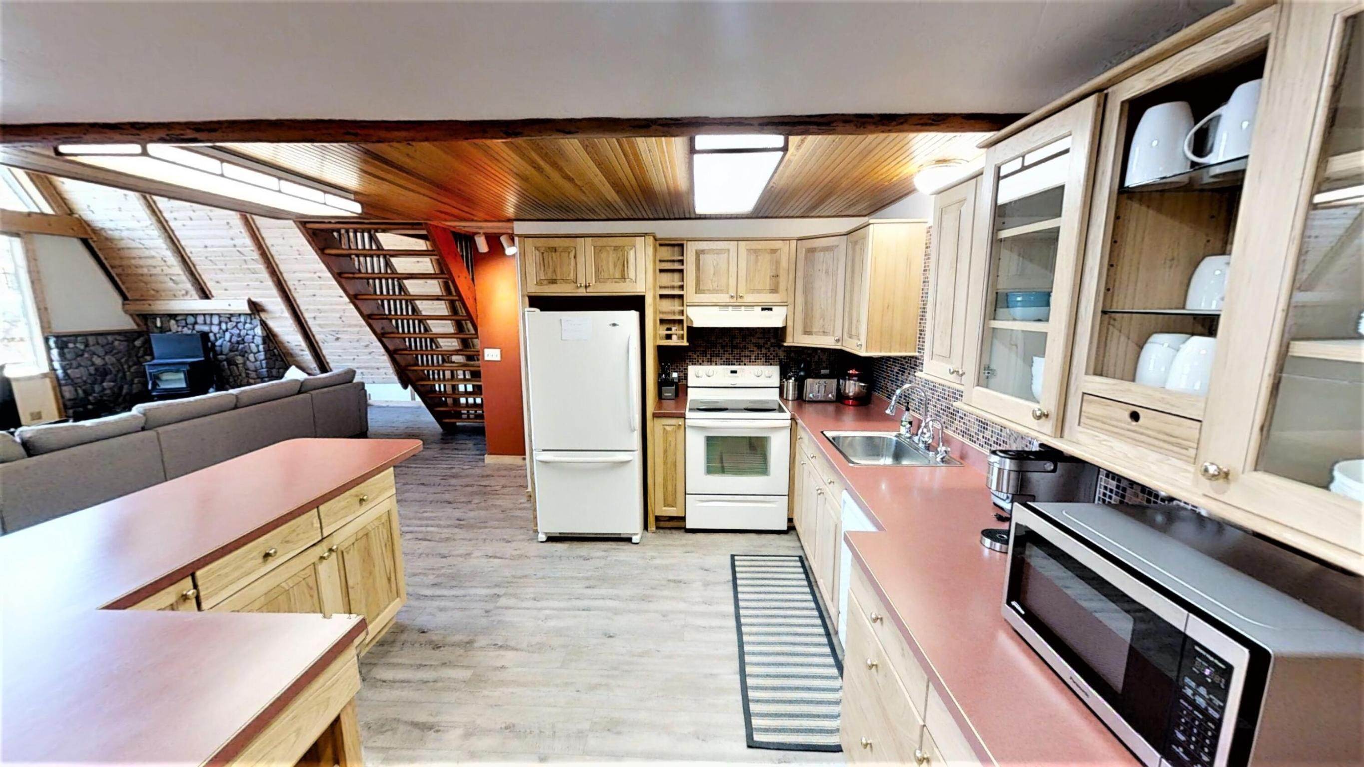 16. Single Family Homes for Sale at 338 Glen Park Road, Eureka, Montana 59917 United States