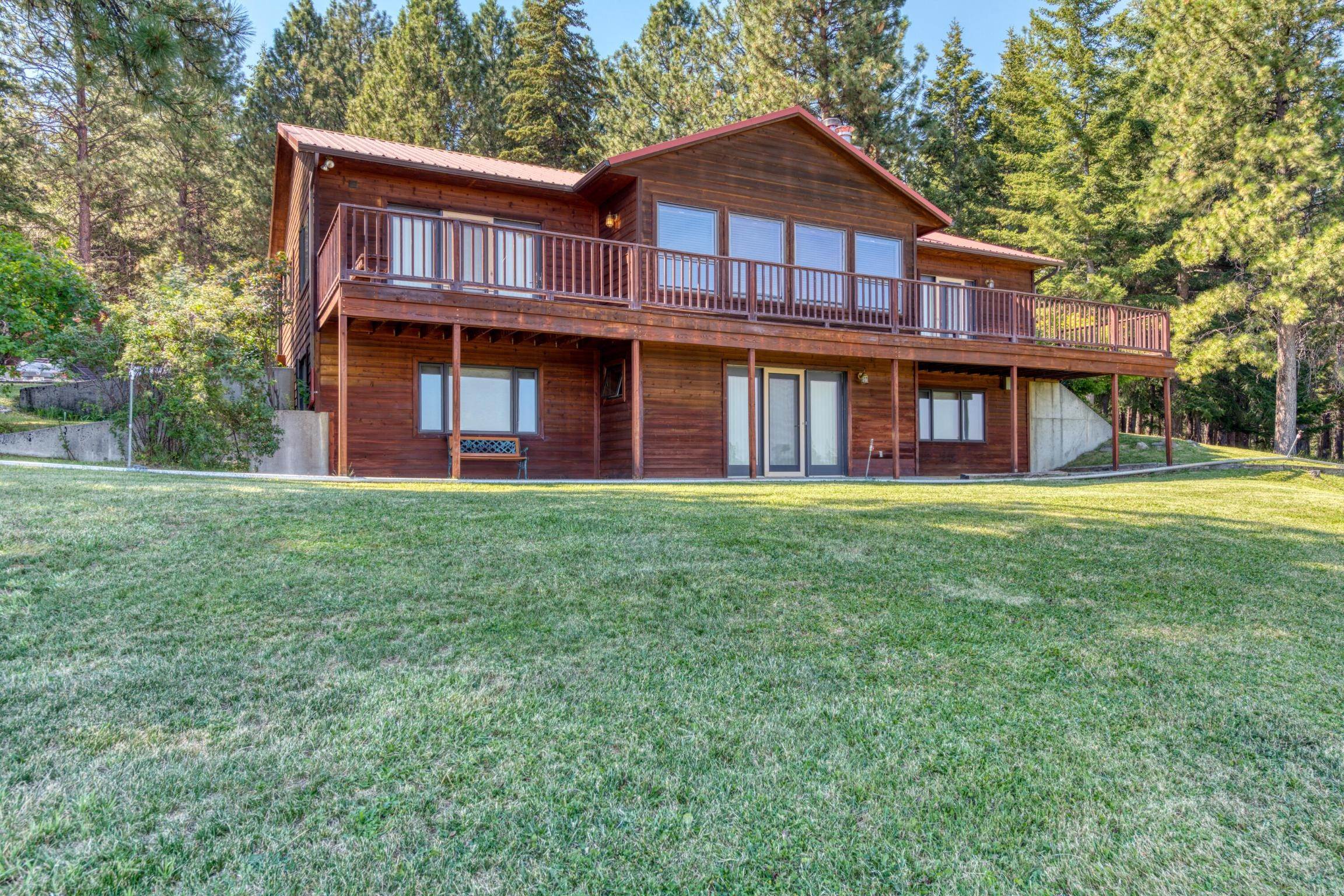 2. Single Family Homes for Sale at 670 Eagles Roost Lane, Hamilton, Montana 59840 United States