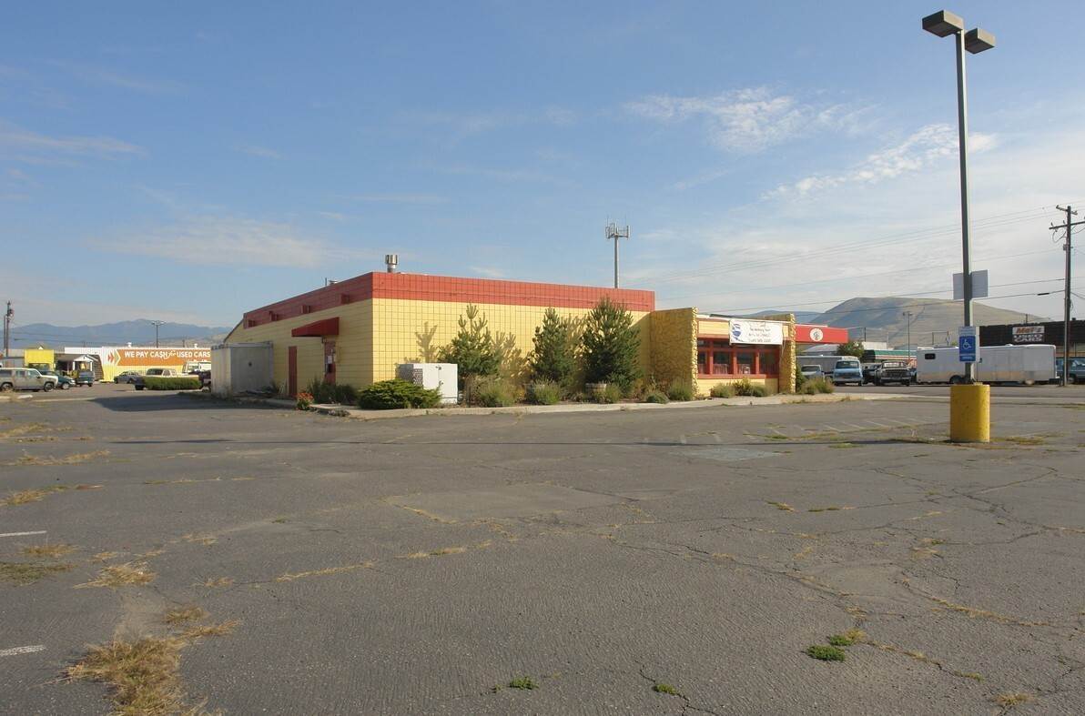 4. Commercial for Sale at 1901 Stephens Avenue, Missoula, Montana 59801 United States