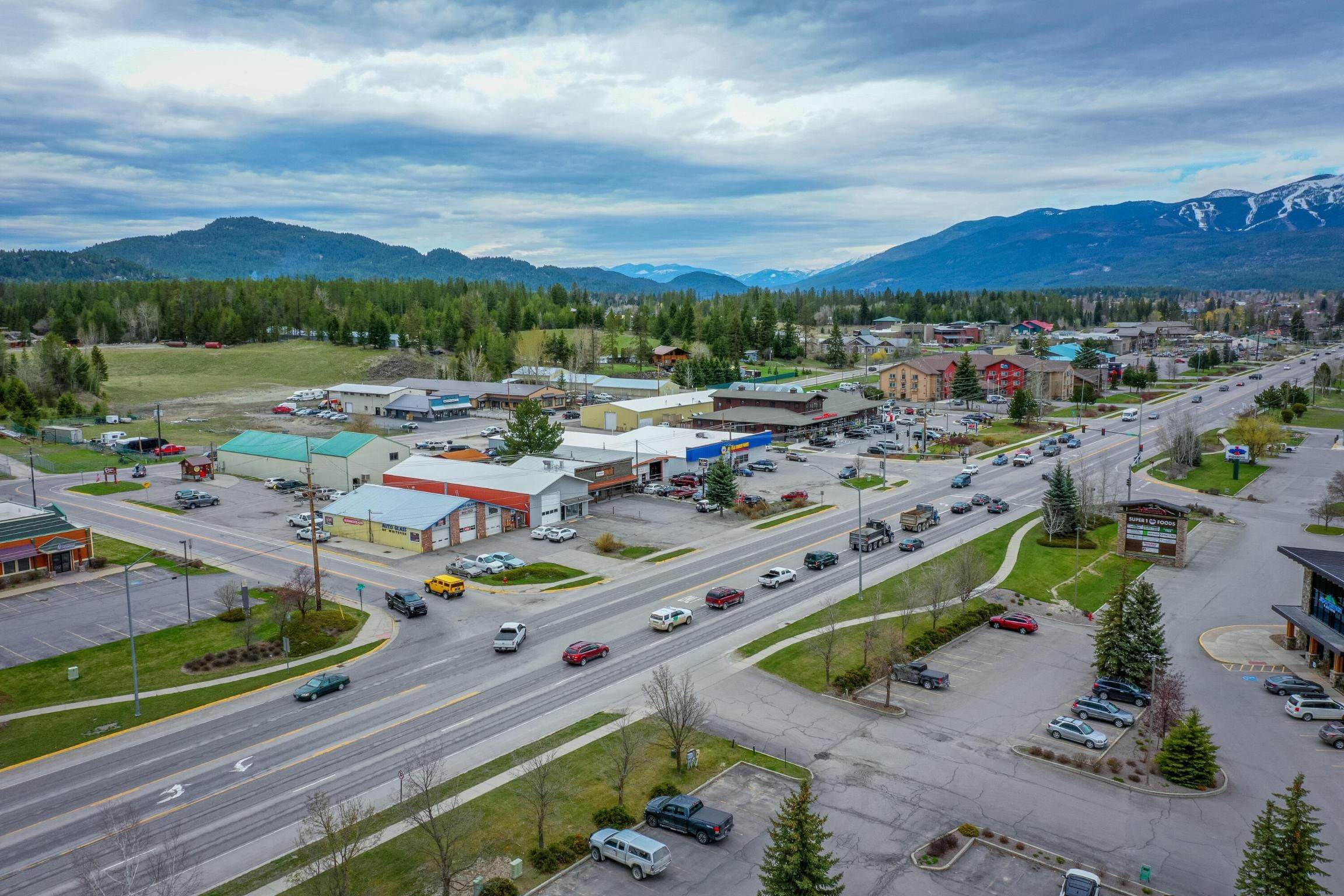 6. Commercial for Sale at 6450 U.S. 93 S, Whitefish, Montana 59937 United States