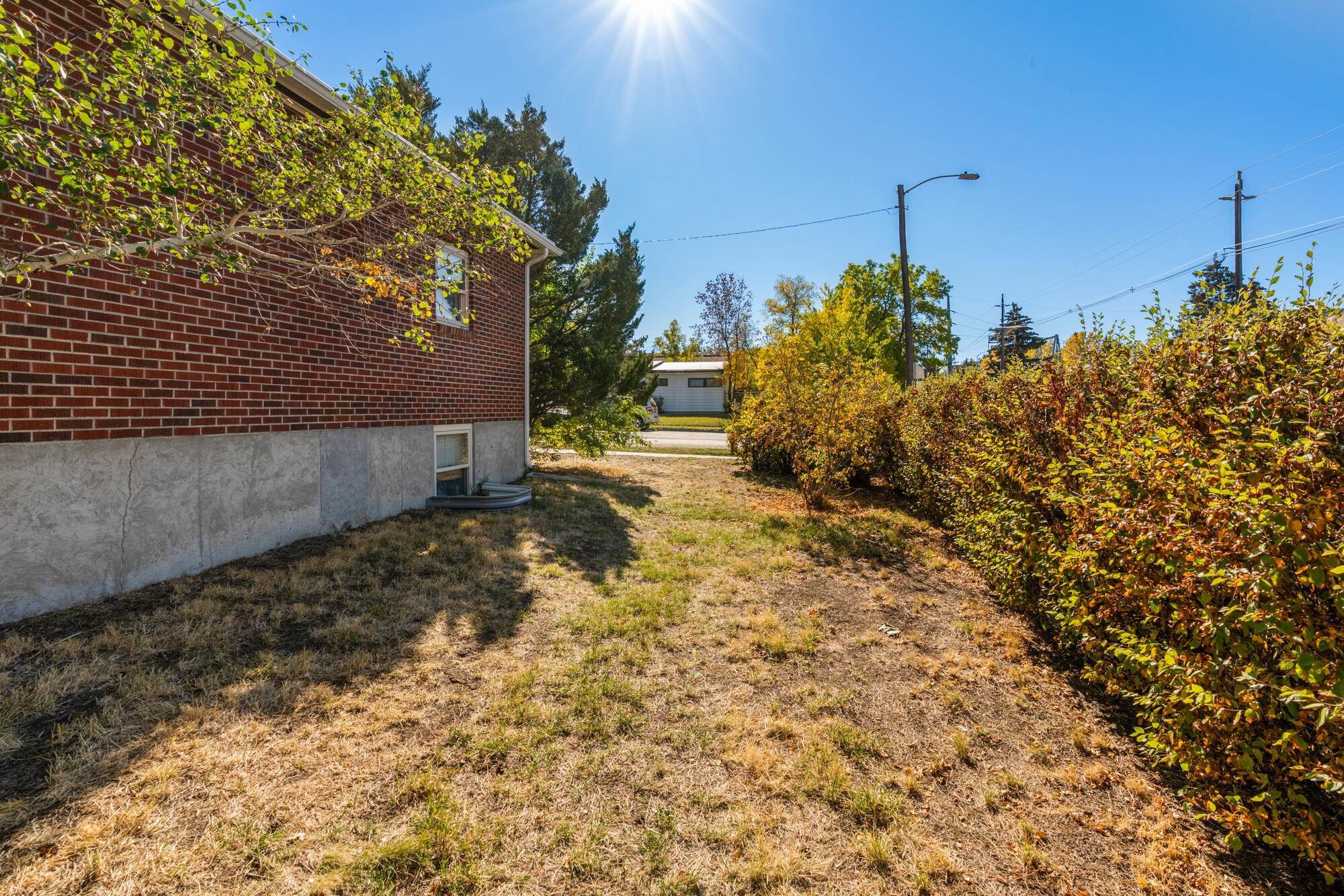 17. Residential Income for Sale at 1013 W Alderson Street, Bozeman, Montana 59715 United States