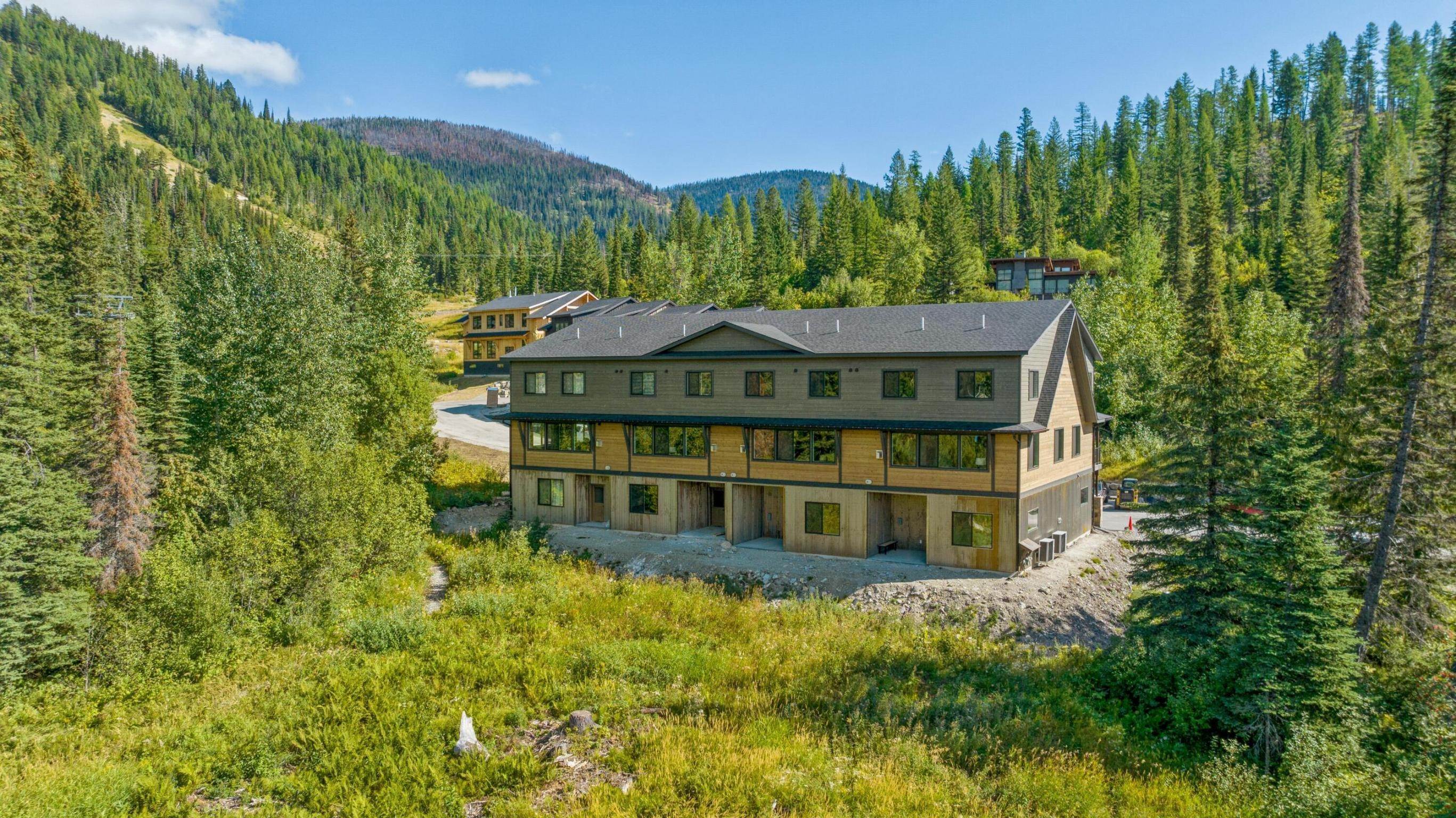 7. Single Family Homes for Sale at 146 Inspiration Loop, Whitefish, Montana 59937 United States