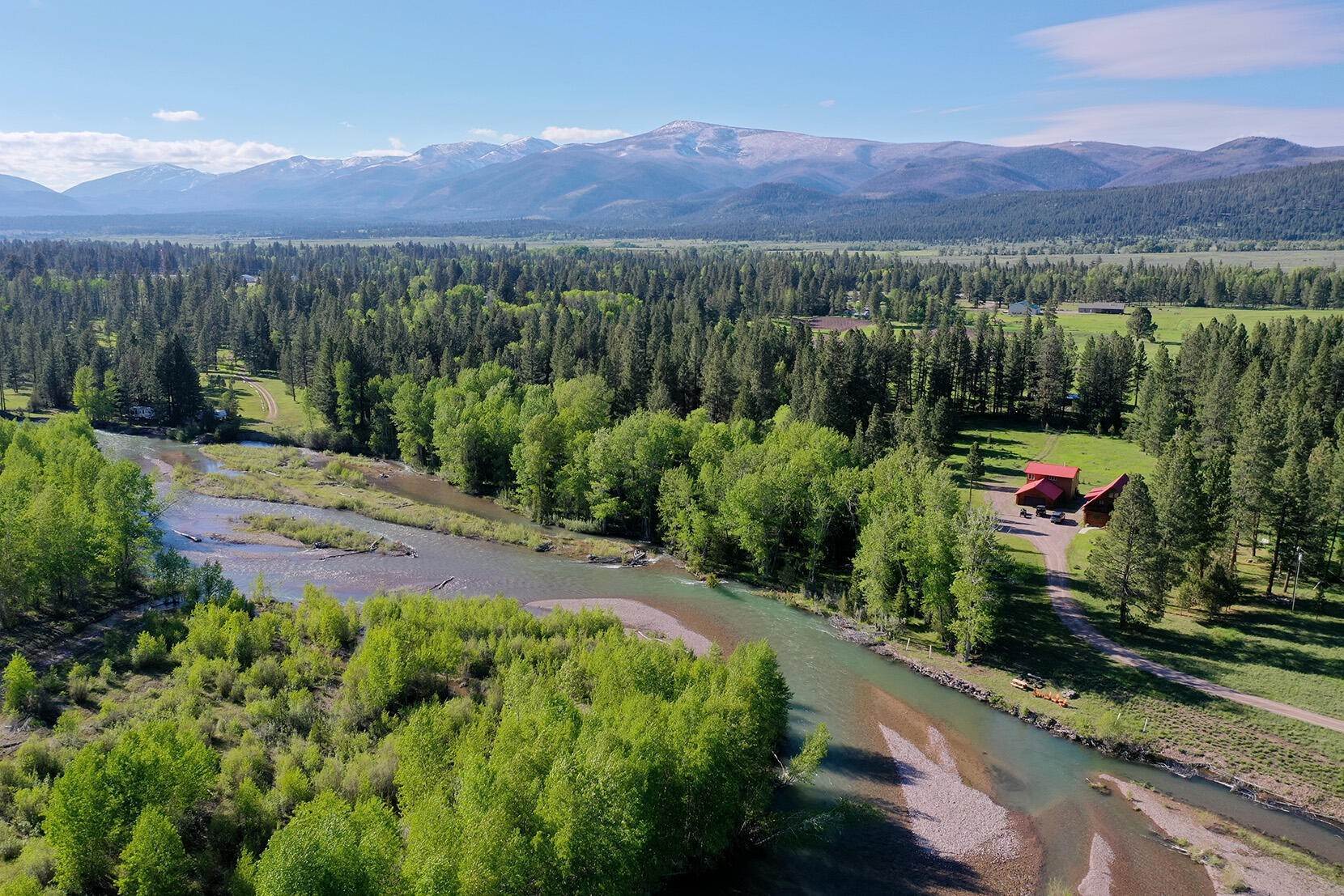 7. Single Family Homes for Sale at The Blackfoot River Retreat, Lincoln, Montana 59639 United States