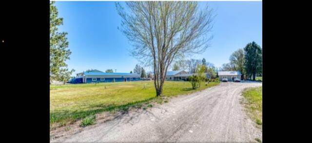9. Single Family Homes for Sale at 810 Sleeping Child Road, Hamilton, Montana 59840 United States