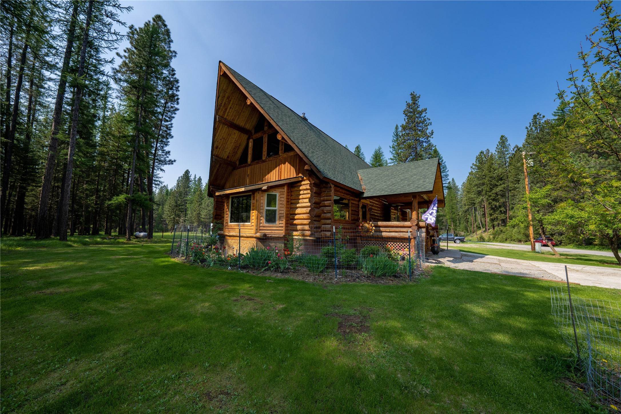5. Single Family Homes for Sale at 2276 Bobtail Cutoff Road, Libby, Montana 59923 United States