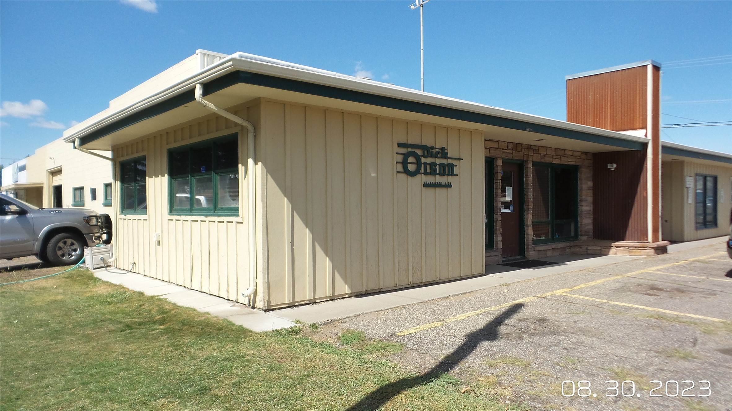 Commercial for Sale at 1100-1124 24th Street S, Great Falls, Montana 59405 United States