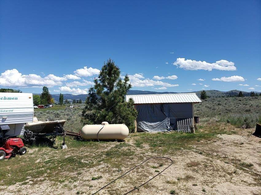 17. Single Family Homes for Sale at 4272 Andronika Lane, Stevensville, Montana 59870 United States