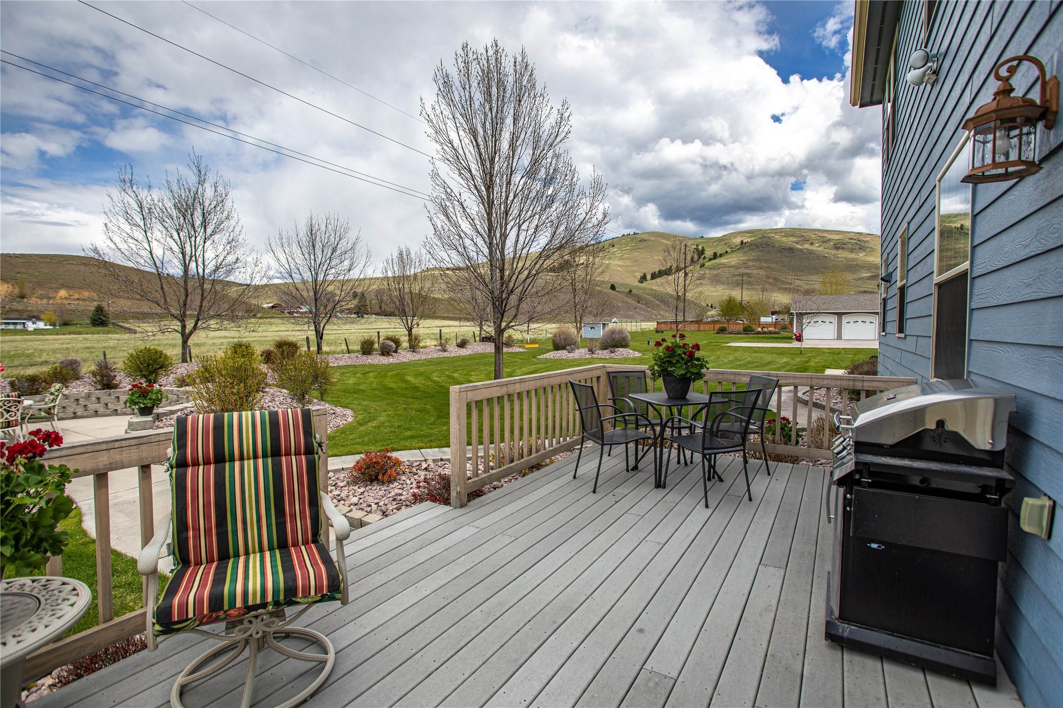 10. Single Family Homes for Sale at 8489 Wise River Road, Missoula, Montana 59803 United States