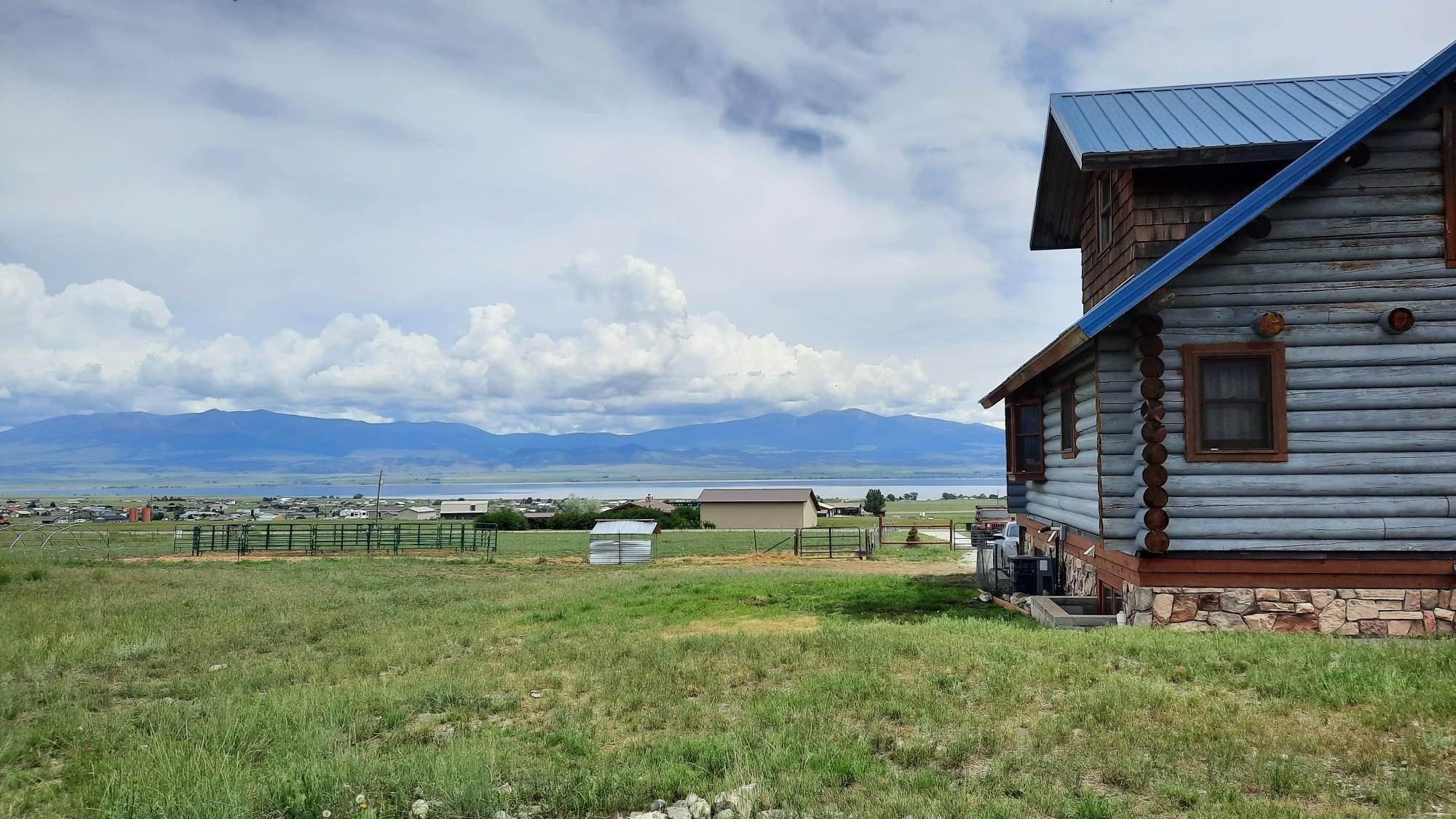 8. Single Family Homes for Sale at 40 Antelope Road, Townsend, Montana 59644 United States