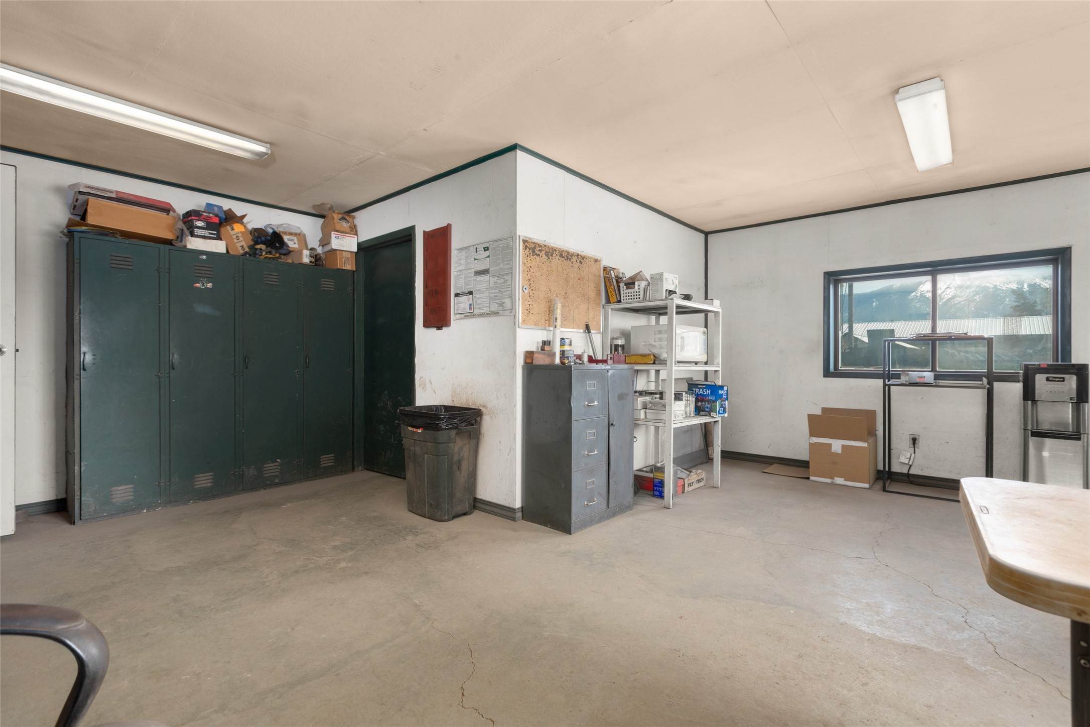 11. Commercial for Sale at 199 Brunner Road, Columbia Falls, Montana 59912 United States