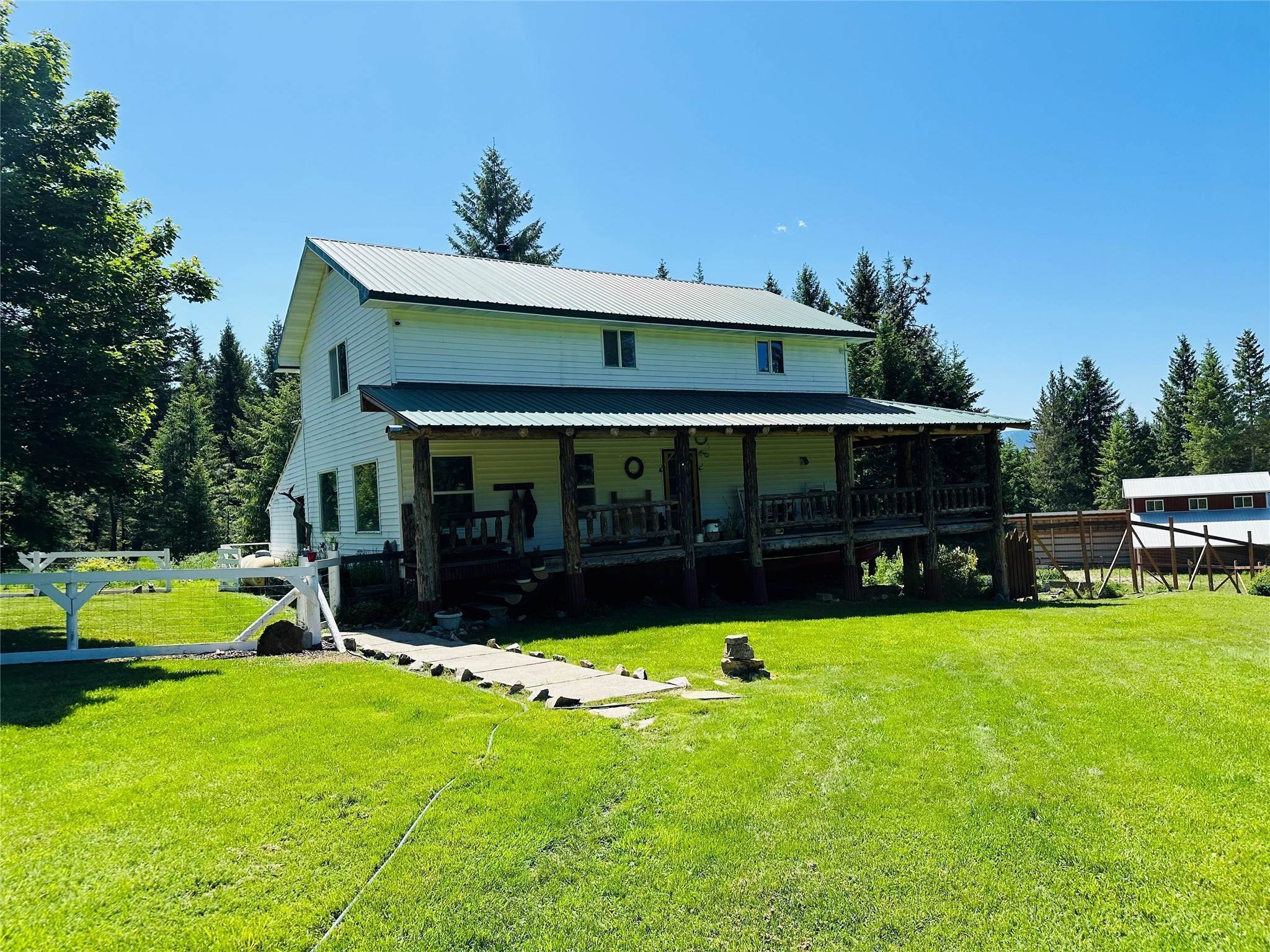 5. Single Family Homes for Sale at 66 Ocallahan Lane, Trout Creek, Montana 59874 United States