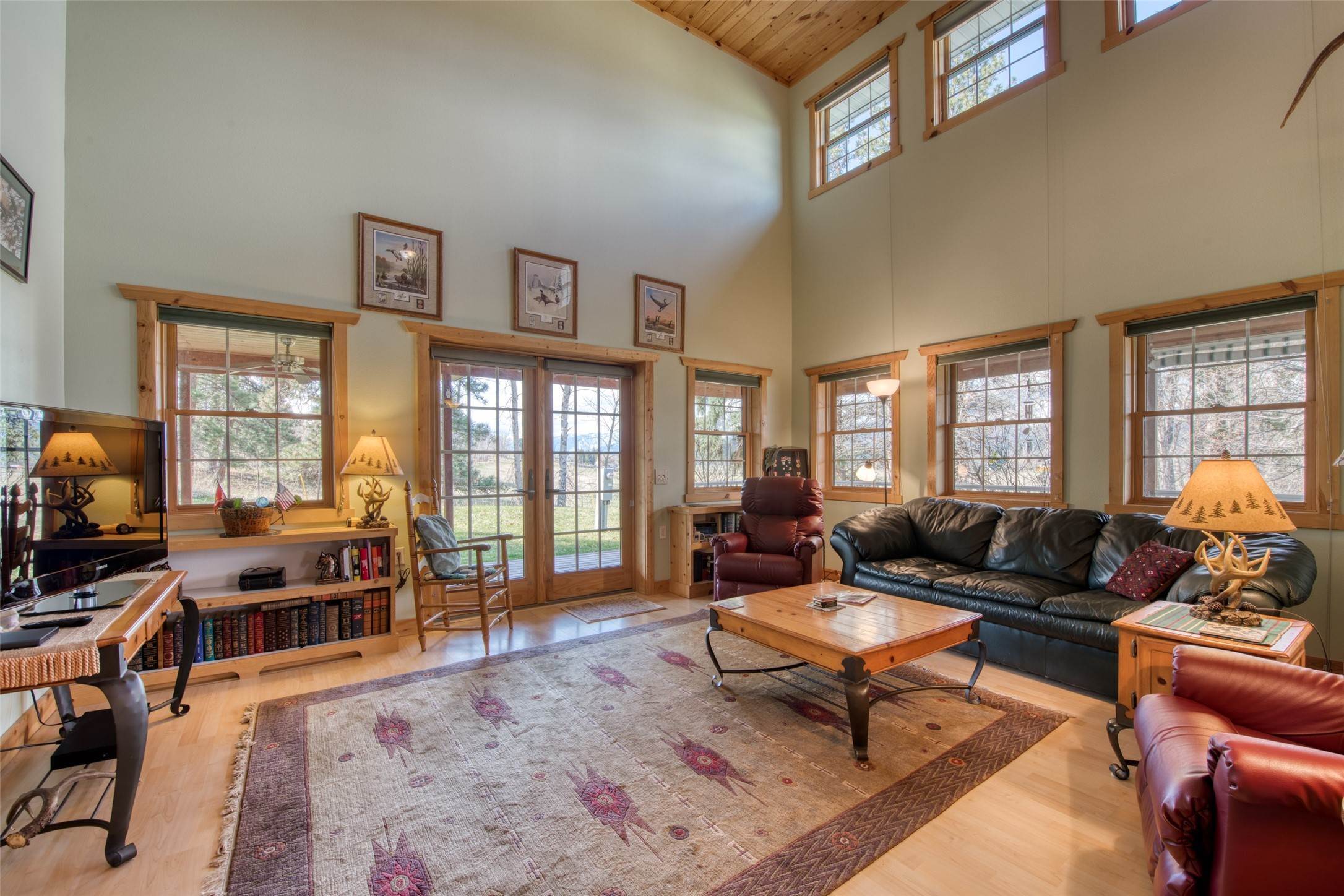 10. Single Family Homes for Sale at 892 Mustang Lane, Hamilton, Montana 59840 United States
