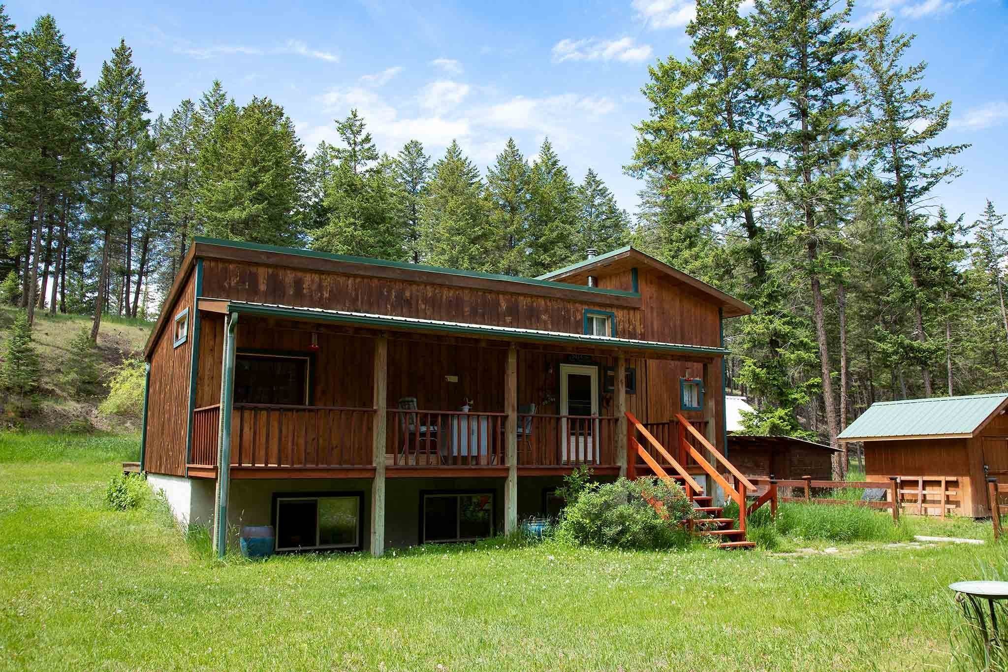 6. Single Family Homes for Sale at 610 Koocanusa Estates Drive, Eureka, Montana 59917 United States