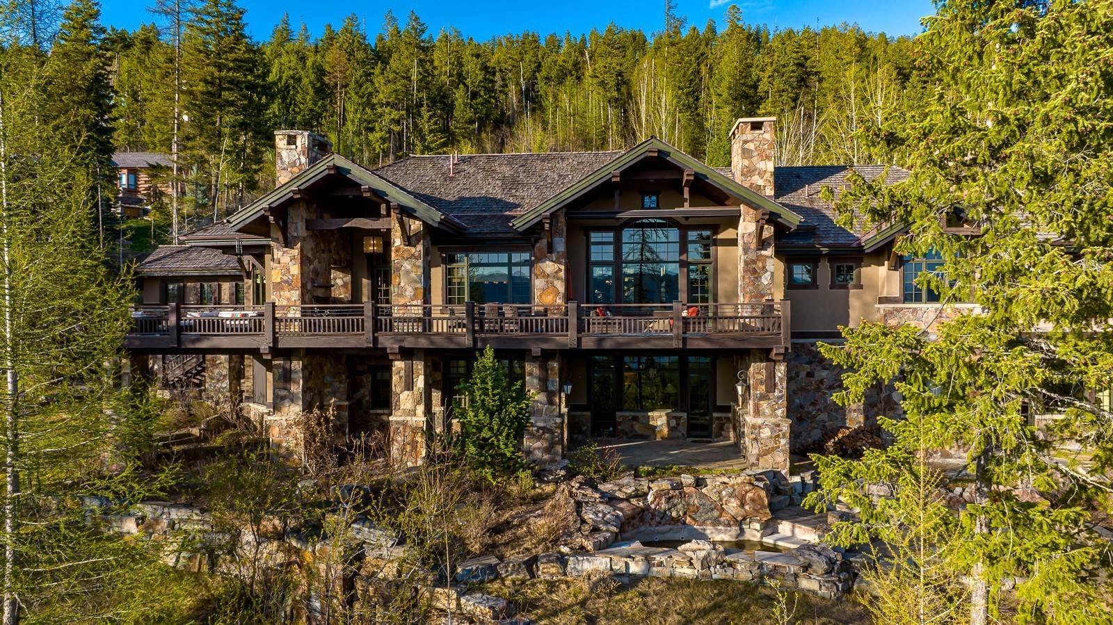 Single Family Homes for Sale at 218 N Prairiesmoke Circle, Whitefish, Montana 59937 United States