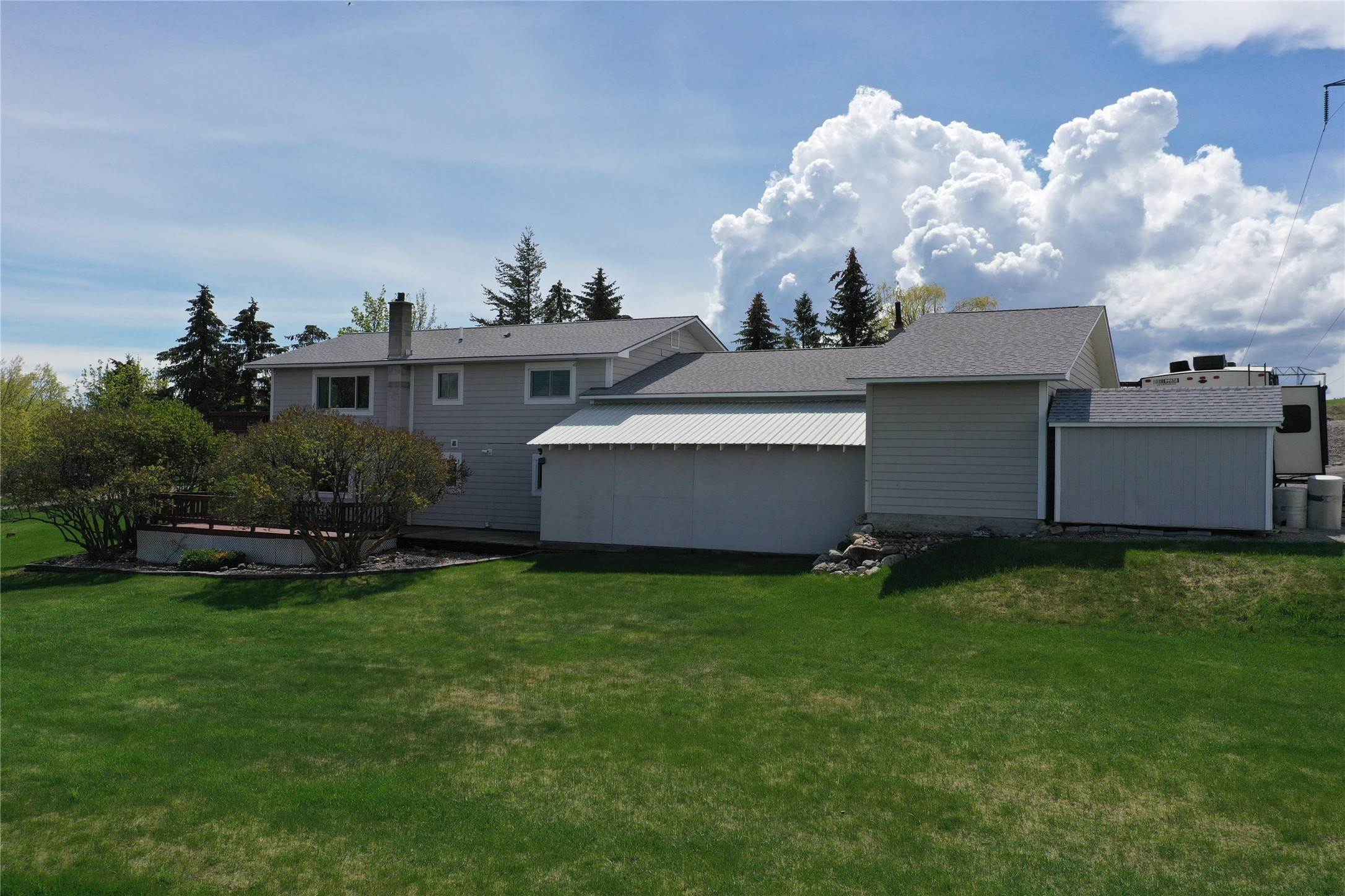 9. Single Family Homes for Sale at 415 Meadow Hills Drive, Kalispell, Montana 59901 United States