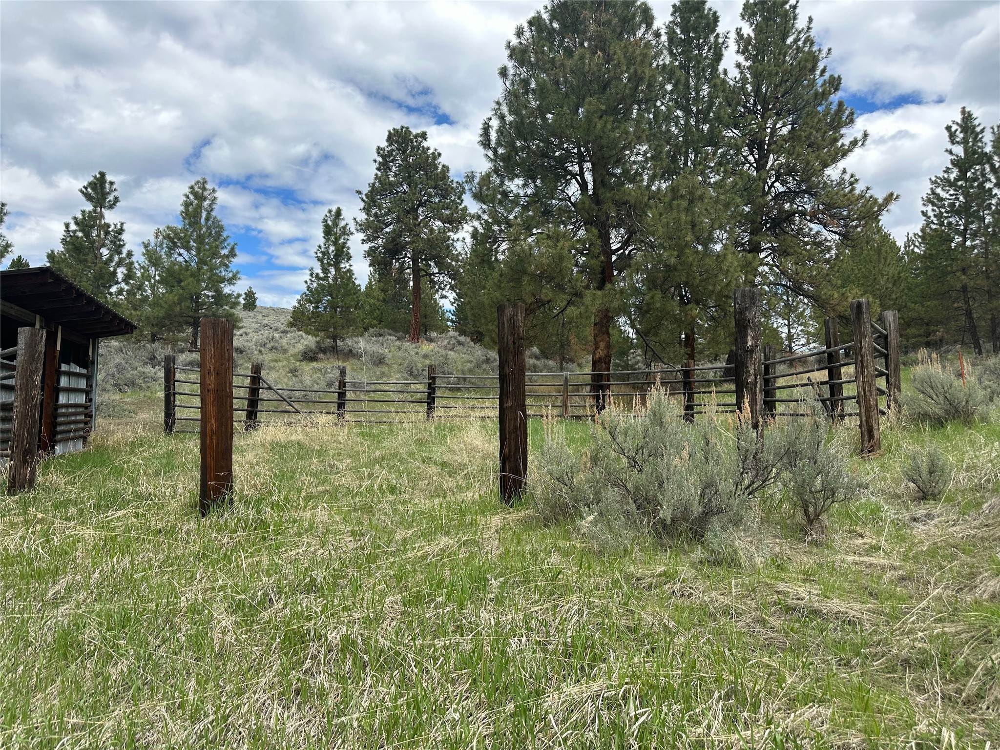 7. Land for Sale at 299 Flying Lead Ridge, Corvallis, Montana 59828 United States