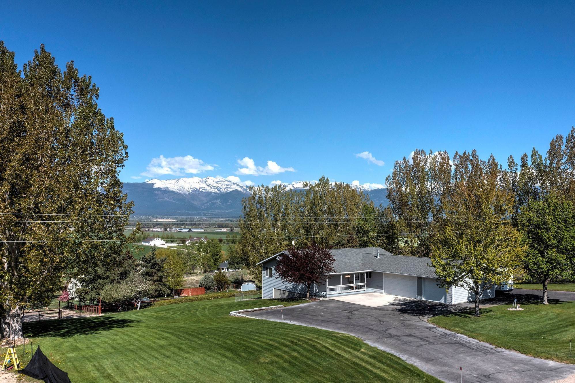5. Single Family Homes for Sale at 1628 Mozart Way, Corvallis, Montana 59828 United States