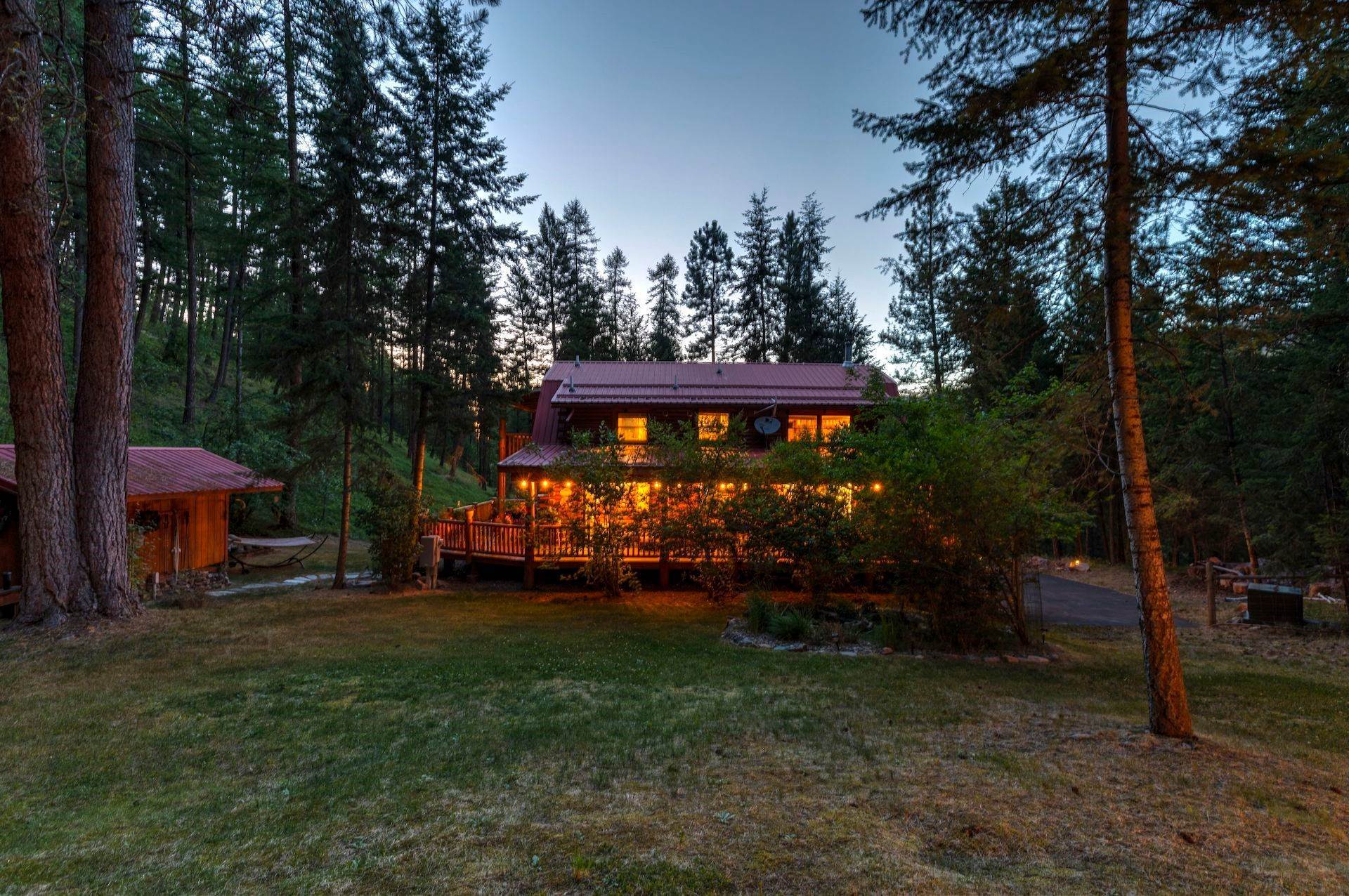 20. Single Family Homes for Sale at 4830 Arnica Road, Missoula, Montana 59803 United States