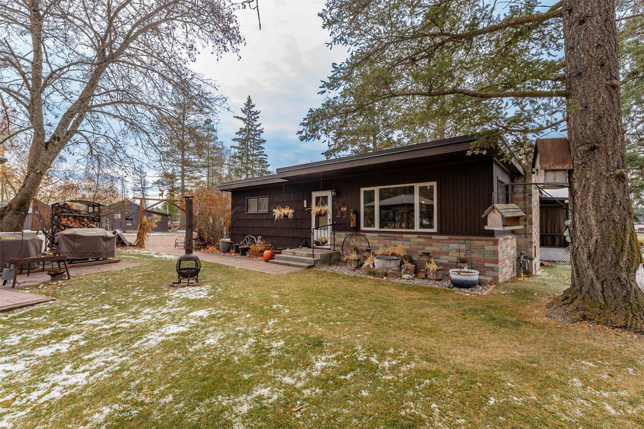 13. Residential Income for Sale at 5710 US Highway 93 S, Whitefish, Montana 59937 United States