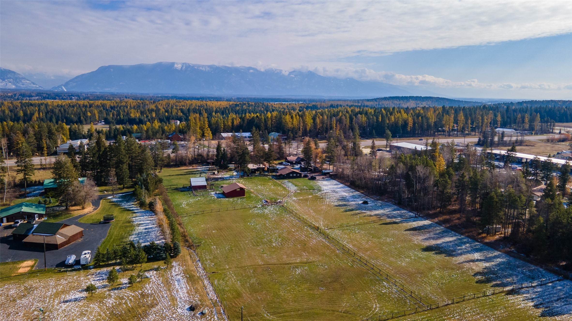 17. Residential Income for Sale at 5710 US Highway 93 S, Whitefish, Montana 59937 United States