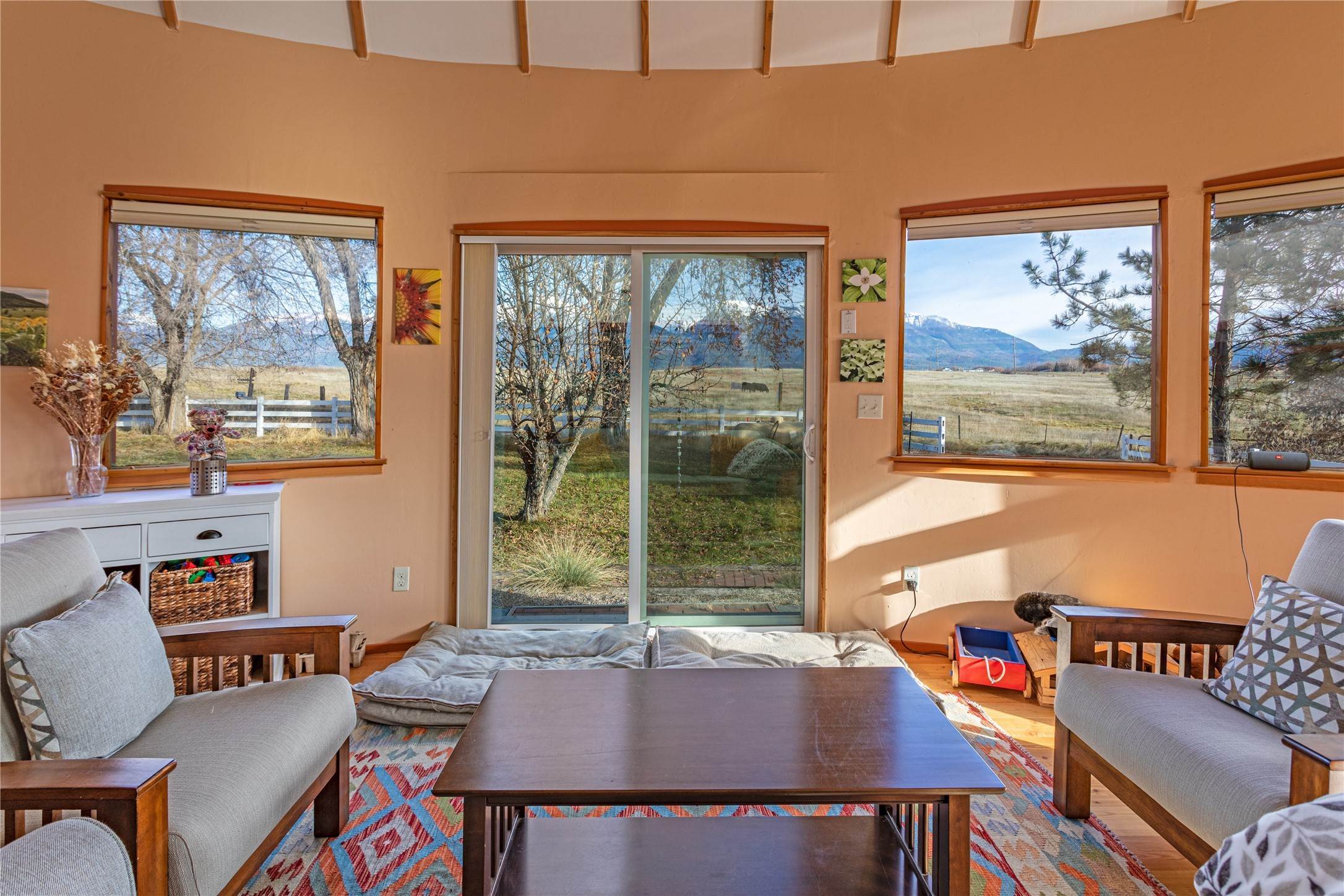 20. Single Family Homes for Sale at 58437 Lower Crossing Road, St. Ignatius, Montana 59865 United States