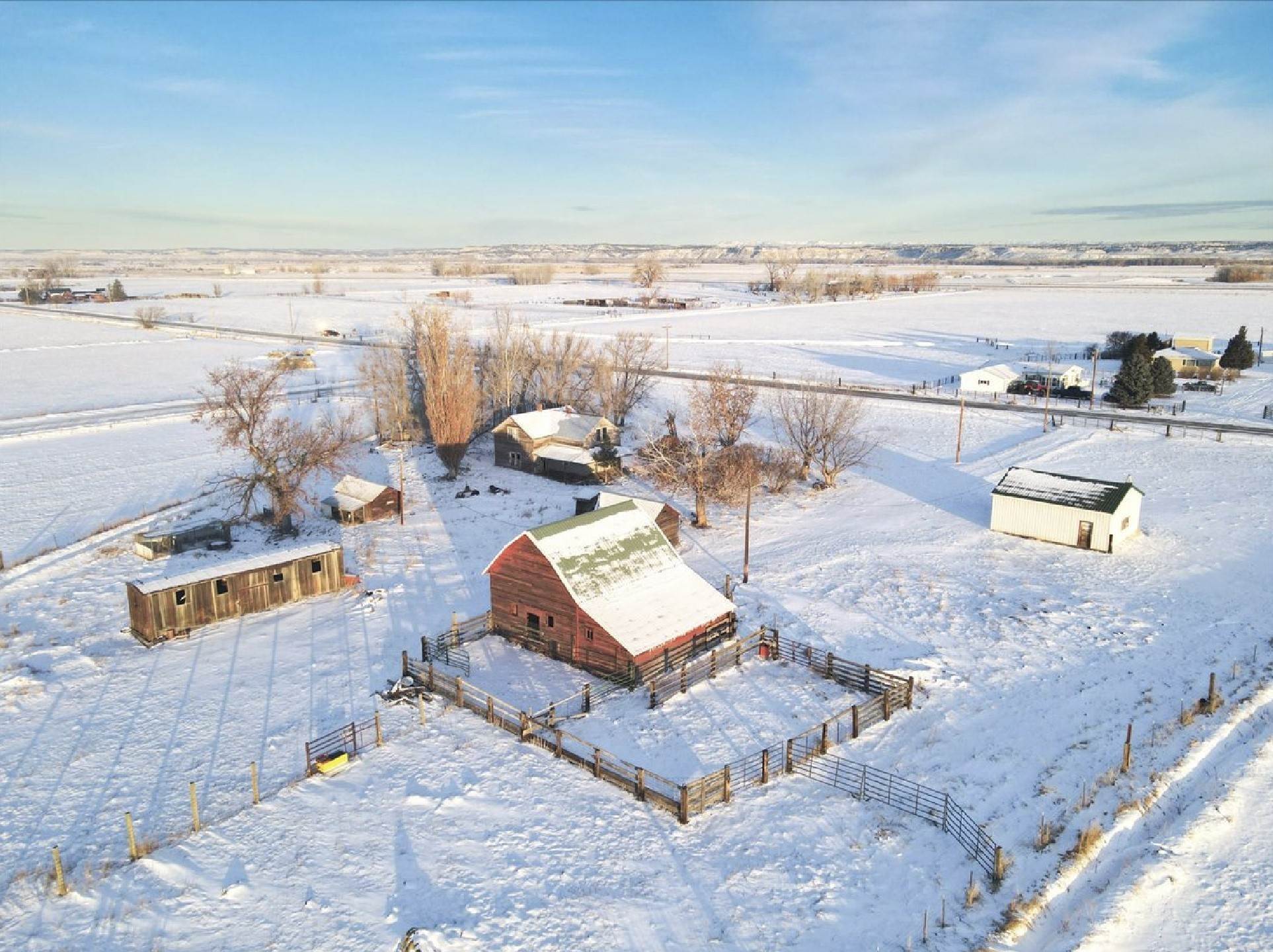 19. Farm for Sale at 2408 E I Road, Ballantine, Montana 59006 United States