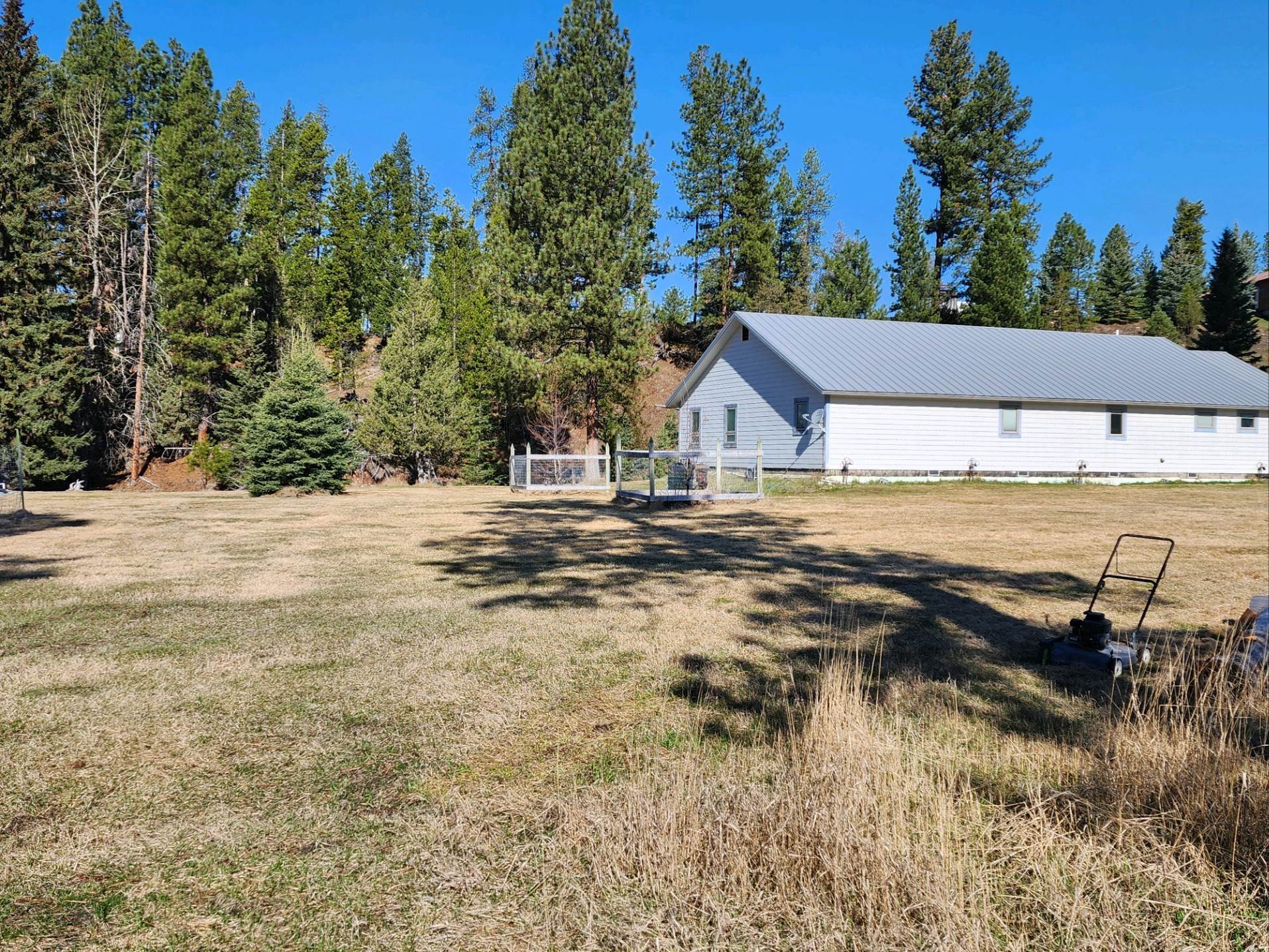8. Single Family Homes for Sale at 611 S Canyon Drive, Seeley Lake, Montana 59868 United States