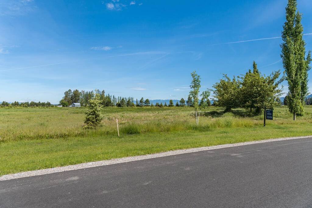 4. Land for Sale at Lot 52 Creston Countryside Estates Kalispell, Montana 59901 United States