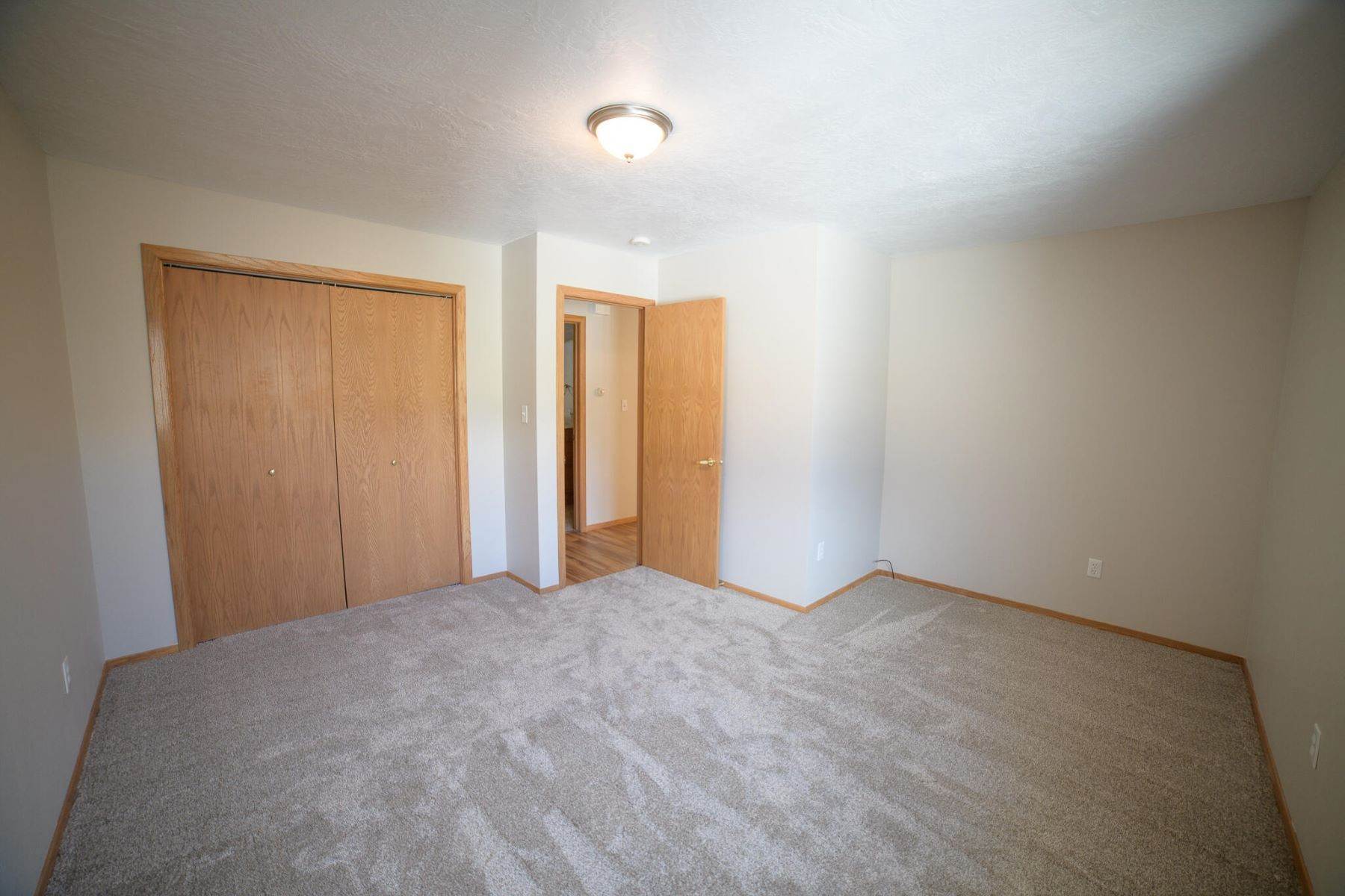 21. Condominiums for Sale at 1916 Belle Vista Drive, Great Falls, Montana 59404 United States