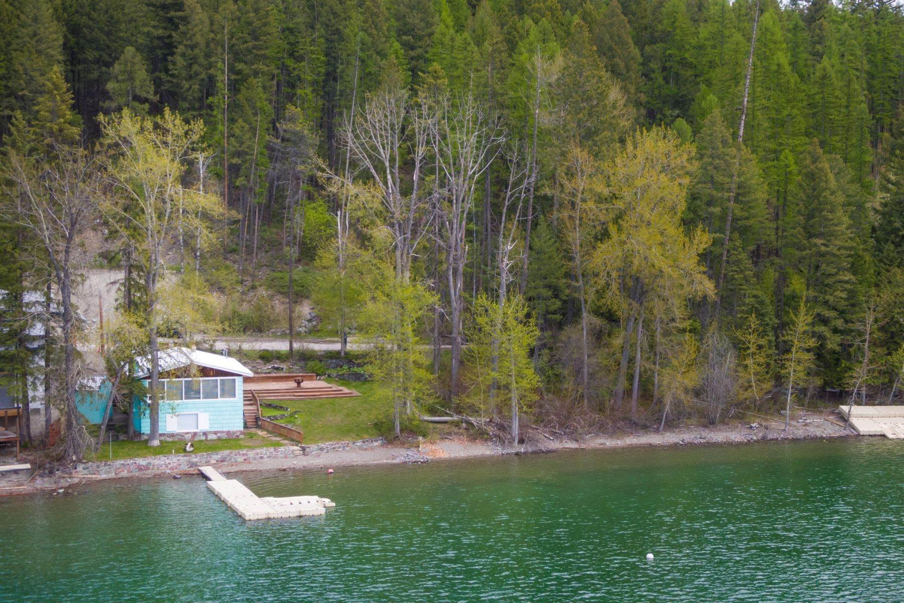 3. Single Family Homes for Sale at 230 Jennings Lakeside Road, Whitefish, Montana 59937 United States