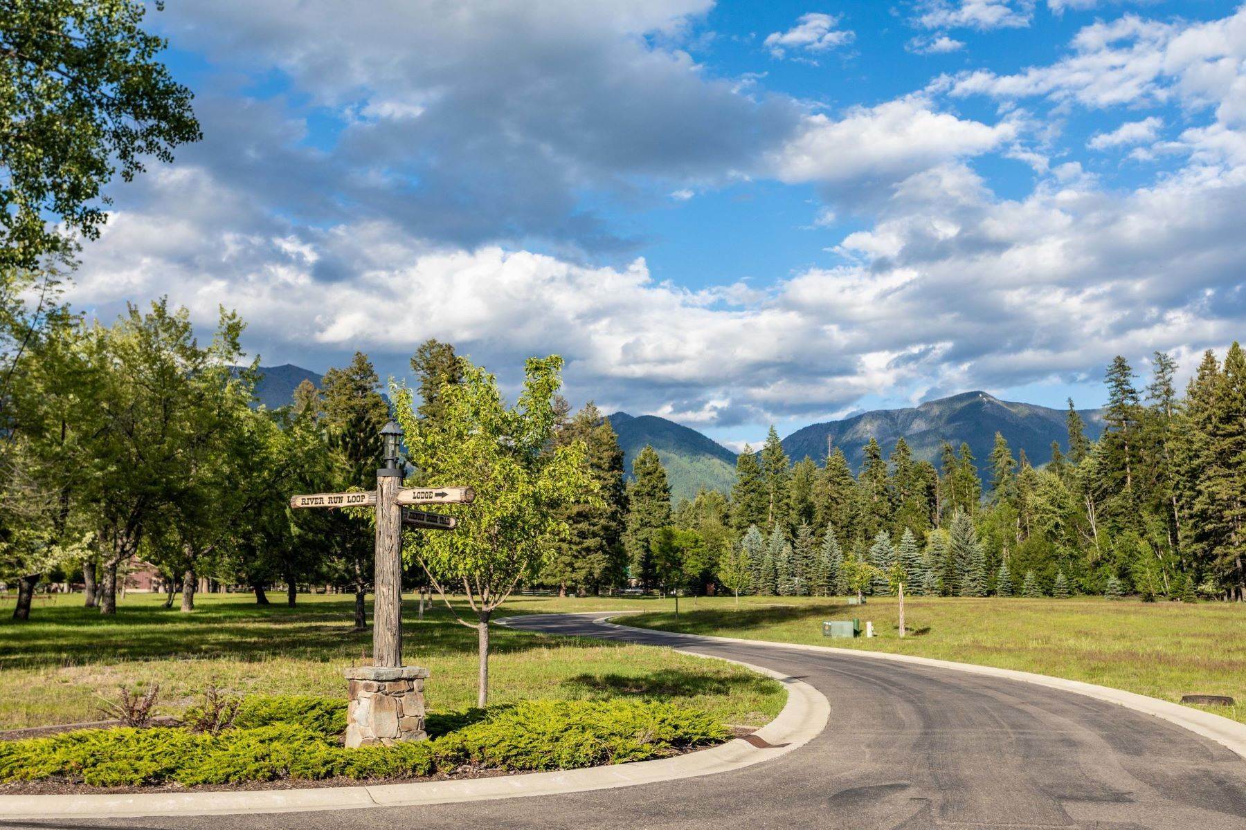 5. Land for Sale at Homesites at The Historic Kootenai Lodge Lot 21 Trout Trail Bigfork, Montana 59911 United States