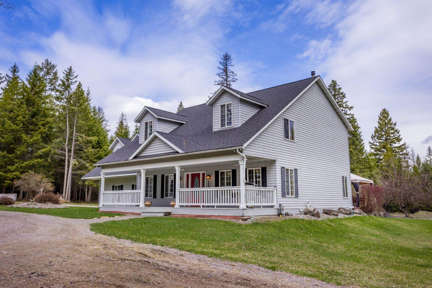 4. Single Family Homes for Sale at Country living on 5 acres within minutes to downtown Whitefish Country living on 5 acres within minutes to downtown Whitefish, Whitefish, Montana 59937 United States