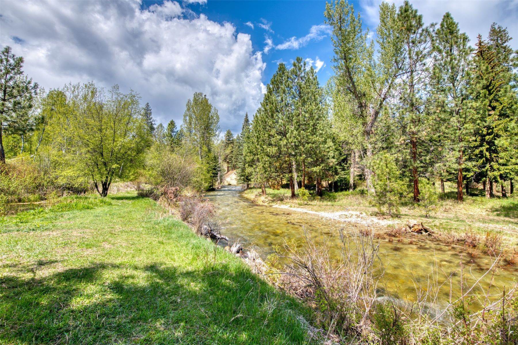 40. Single Family Homes for Sale at 160 Quiet Falls Drive, Hamilton, Montana 59840 United States