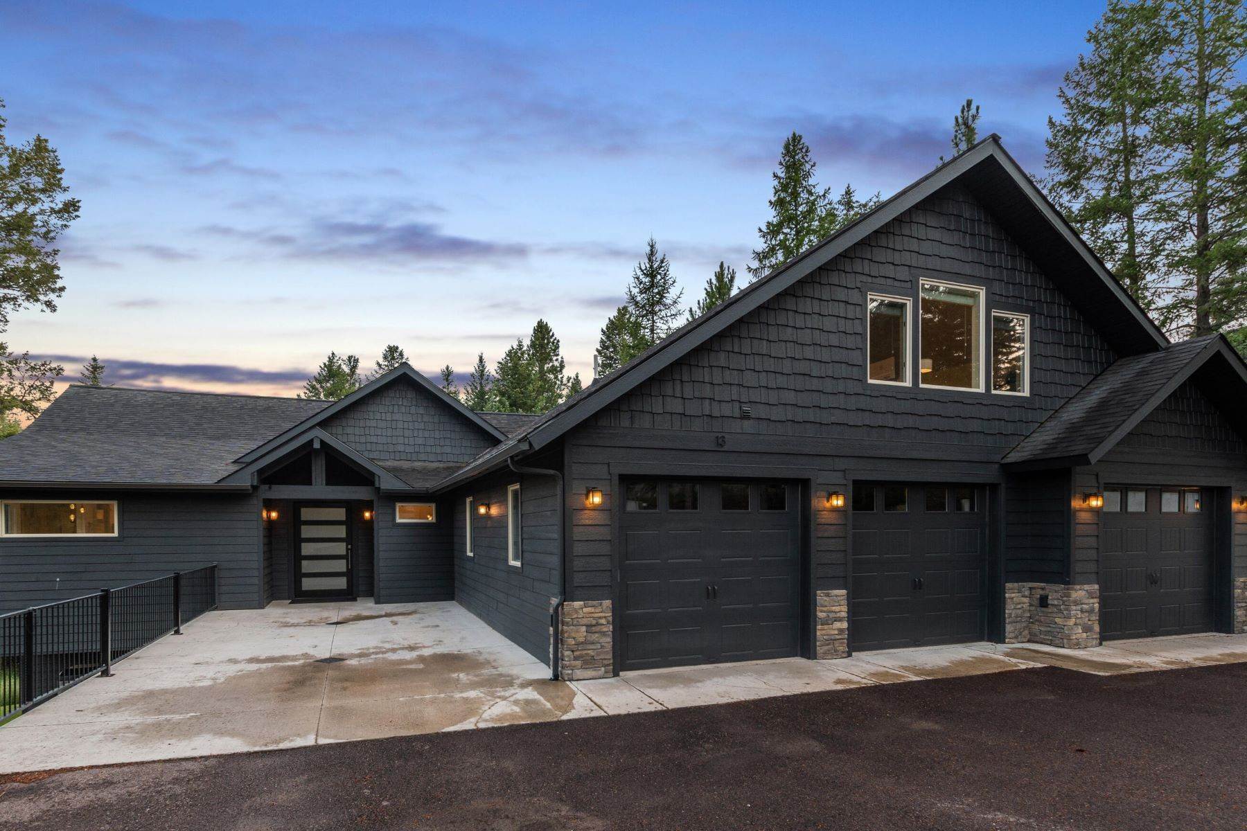 36. Single Family Homes for Sale at 13 Marina Crest Lane, Whitefish, Montana 59937 United States