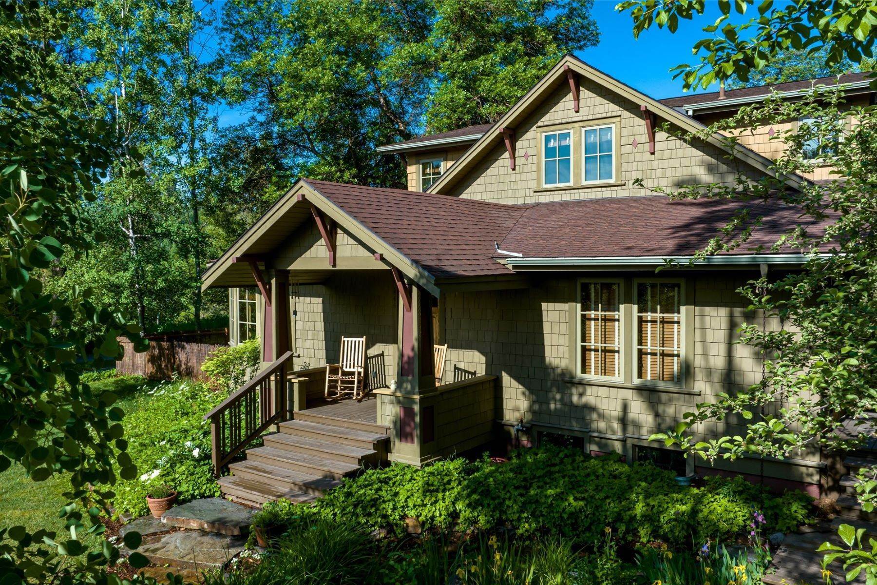 7. Single Family Homes for Sale at 444 O'Brien Avenue, Whitefish, Montana 59937 United States