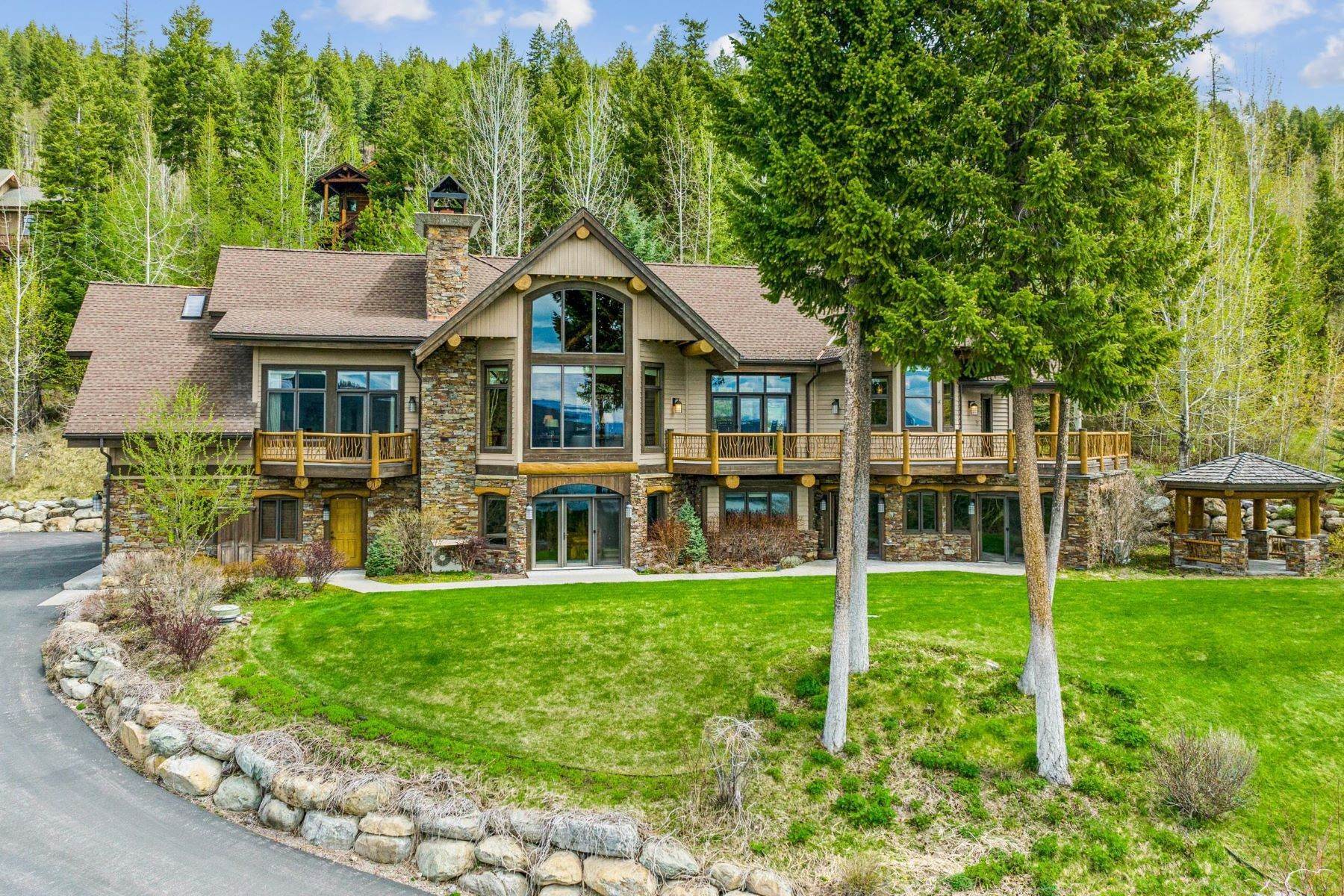 Single Family Homes for Sale at 140 South Prairiesmoke Circle, Whitefish, Montana 59937 United States