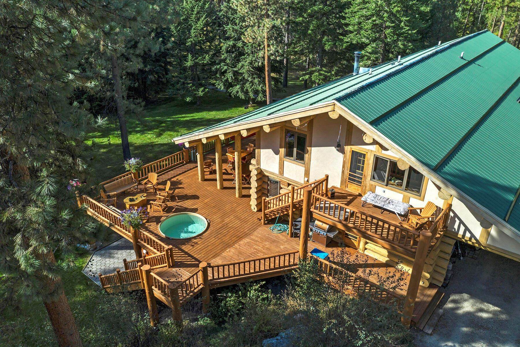 31. Single Family Homes for Sale at Creekside Mountain Retreat Creekside Mountain Retreat, Victor, Montana 59875 United States
