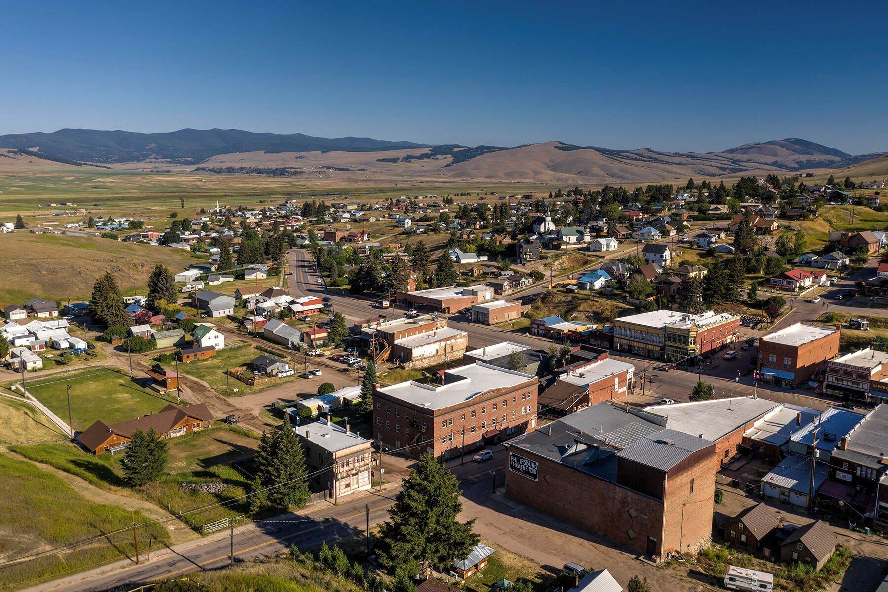 44. Commercial for Sale at 201 South Sansome Street, Philipsburg, Montana 59858 United States