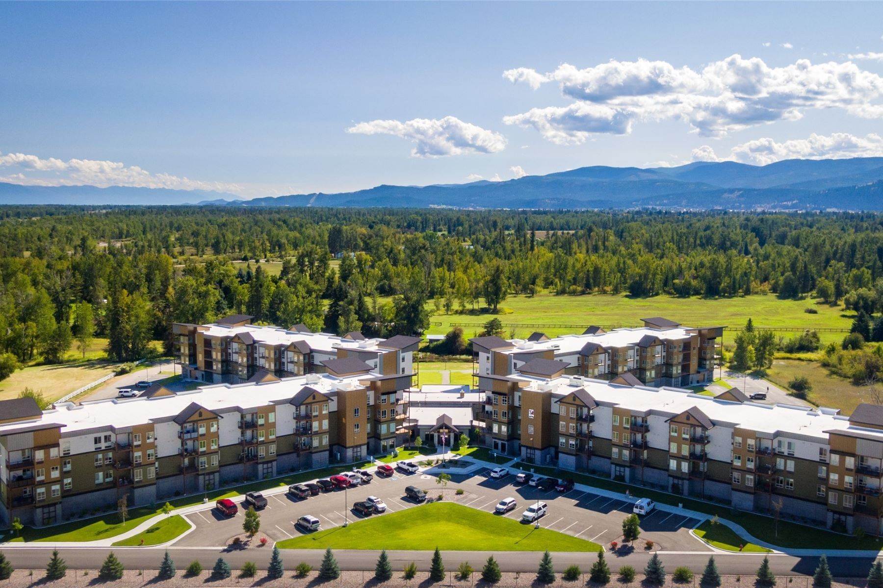36. Condominiums for Sale at 100 Woodlands Way , P-412, Kalispell, Montana 59901 United States