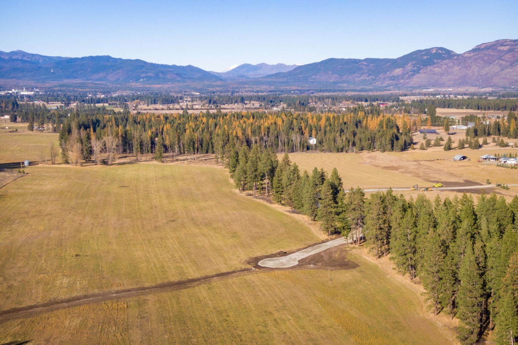 45. Land for Sale at Lot 2 Middle Road Columbia Falls, Montana 59912 United States
